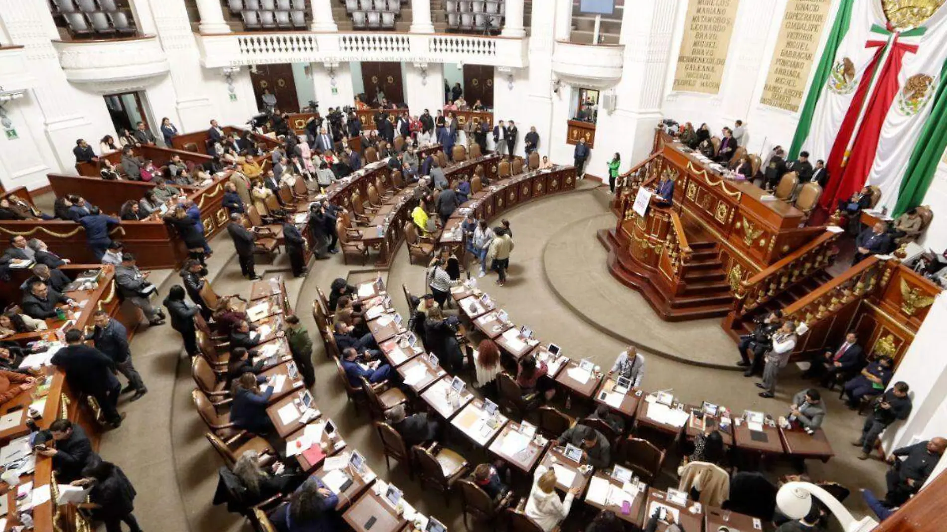 Sesión-ratificación-Ernestina Godoy